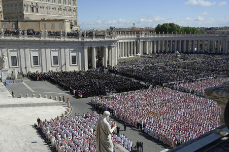 Trauermesse für Papst Franziskus in der Vatikanstadt