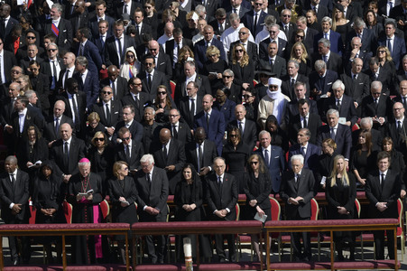Trauermesse für Papst Franziskus in der Vatikanstadt