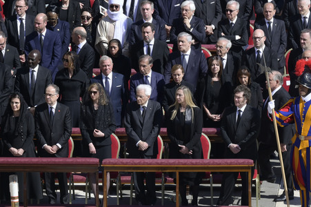 Trauermesse für Papst Franziskus in der Vatikanstadt