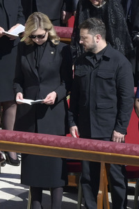 Trauermesse für Papst Franziskus in der Vatikanstadt