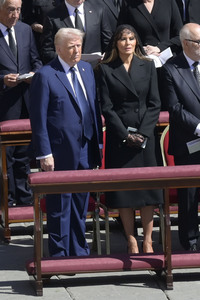 Trauermesse für Papst Franziskus in der Vatikanstadt