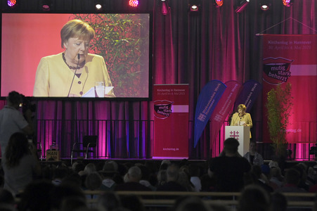 Bibelstunde mit Angela Merkel beim 39. Evangelischen Kirchentag in Hannover
