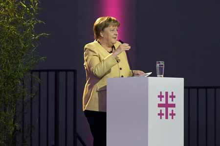 Bibelstunde mit Angela Merkel beim 39. Evangelischen Kirchentag in Hannover