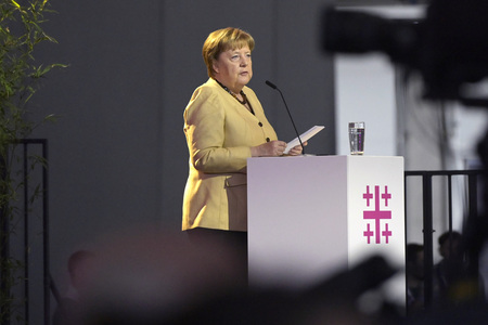 Bibelstunde mit Angela Merkel beim 39. Evangelischen Kirchentag in Hannover