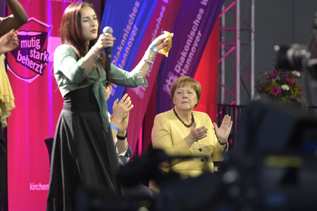 Bibelstunde mit Angela Merkel beim 39. Evangelischen Kirchentag in Hannover