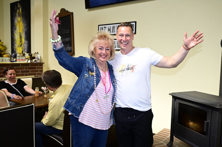 Party zum 15. Firmenjubiläum der Eierlikörfabrik scharfesGELB in Senftenberg