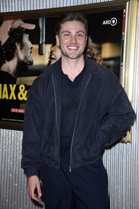 Serienpremiere 'Max & Joy - Komm näher' in Berlin