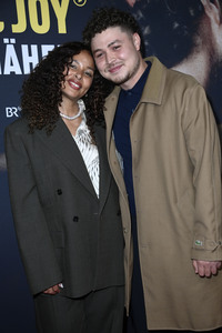 Serienpremiere 'Max & Joy - Komm näher' in Berlin