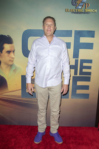 Filmpremiere 'Off the Line' in Los Angeles