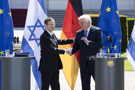 Gemeinsame Pressekonferenz von Frank-Walter Steinmeier und Isaak Herzog in Berlin