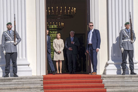 Begrüßung des israelischen Staatspräsidenten in Berlin