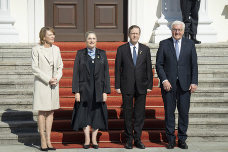 Begrüßung des israelischen Staatspräsidenten in Berlin