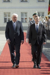 Begrüßung des israelischen Staatspräsidenten in Berlin