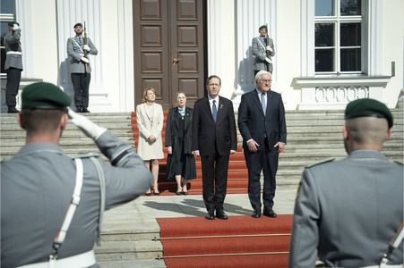 Begrüßung des israelischen Staatspräsidenten in Berlin