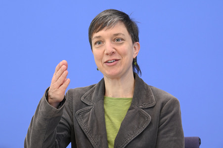 Bundespressekonferenz zur Studie 'Umweltbewusstsein in Deutschland 2024' in Berlin