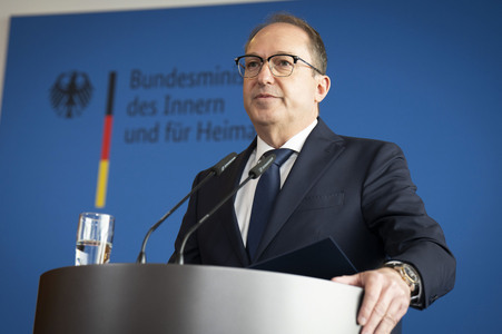 Pressekonferenz zum Verbot der Reichsbürger-Gruppe 'Königreich Deutschland' in Berlin