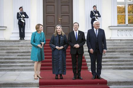 Abendessen zum 60. Jubiläum der Beziehungen zwischen Deutschland und Israel in Berlin