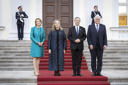 Abendessen zum 60. Jubiläum der Beziehungen zwischen Deutschland und Israel in Berlin