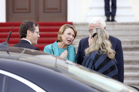 Abendessen zum 60. Jubiläum der Beziehungen zwischen Deutschland und Israel in Berlin