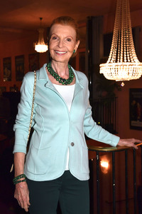 Theaterpremiere 'Nein zum Geld' in München