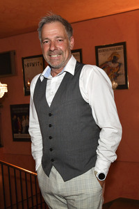 Theaterpremiere 'Nein zum Geld' in München