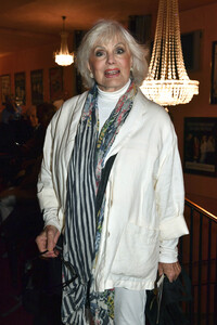 Theaterpremiere 'Nein zum Geld' in München