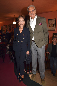 Theaterpremiere 'Nein zum Geld' in München