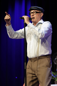 Auftritt von Herbert Knebels Affentheater in Köln