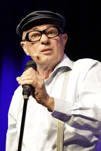 Auftritt von Herbert Knebels Affentheater in Köln