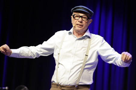 Auftritt von Herbert Knebels Affentheater in Köln