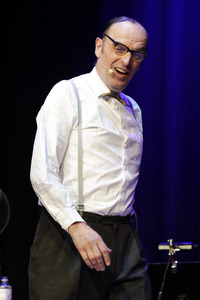 Auftritt von Herbert Knebels Affentheater in Köln