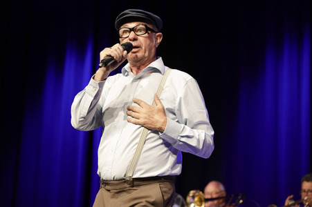 Auftritt von Herbert Knebels Affentheater in Köln