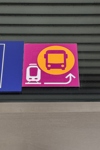 Symbolfoto Schienen-Ersatzverkehr