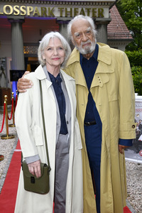 Theaterpremiere 'Fisch sucht Fahrrad' in Berlin