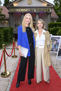 Theaterpremiere 'Fisch sucht Fahrrad' in Berlin