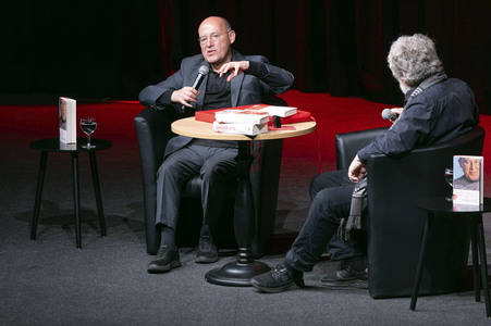 Podiumsgespräch mit Gregor Gysi und Hans-Dieter Schütt in Bautzen