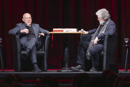 Podiumsgespräch mit Gregor Gysi und Hans-Dieter Schütt in Bautzen