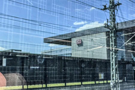 Symbolfoto Mobilfunkempfang im Zug