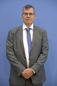 Bundespressekonferenz 'Report Globale Flucht 2025' in Berlin