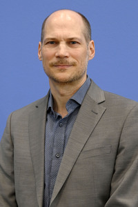 Bundespressekonferenz 'Report Globale Flucht 2025' in Berlin