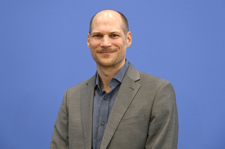 Bundespressekonferenz 'Report Globale Flucht 2025' in Berlin