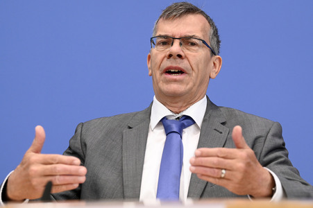 Bundespressekonferenz 'Report Globale Flucht 2025' in Berlin