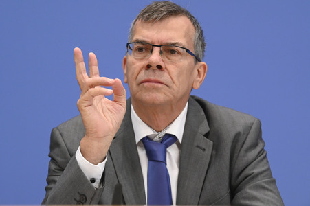 Bundespressekonferenz 'Report Globale Flucht 2025' in Berlin