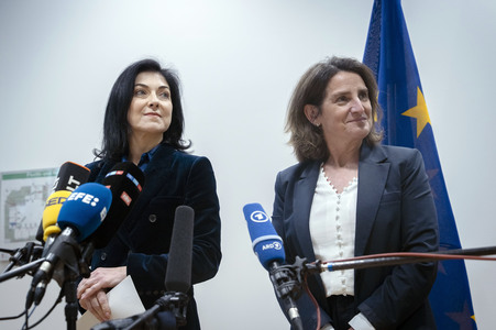 Pressestatement von Katherina Reiche und Teresa Ribera in Berlin