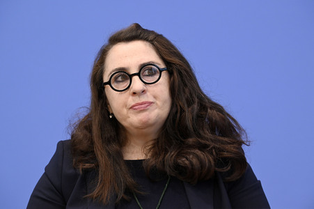 Bundespressekonferenz 'Jahresstatistik 2024 zu Gewalt' in Berlin