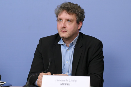 Pressekonferenz Jahresbericht 2024 von jugendschutz.net in Berlin