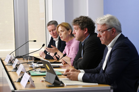 Pressekonferenz Jahresbericht 2024 von jugendschutz.net in Berlin