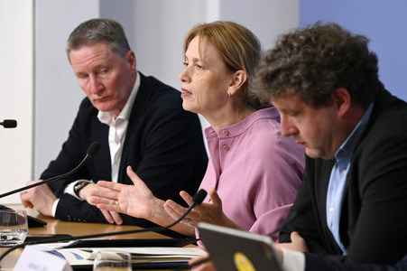Pressekonferenz Jahresbericht 2024 von jugendschutz.net in Berlin