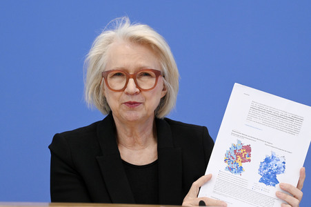 Bundespressekonferenz zur Vorstellung des Frühjahrsgutachten 2025 in Berlin