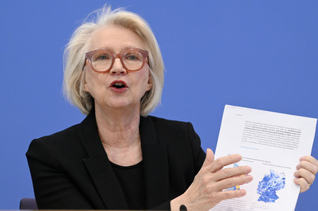 Bundespressekonferenz zur Vorstellung des Frühjahrsgutachten 2025 in Berlin